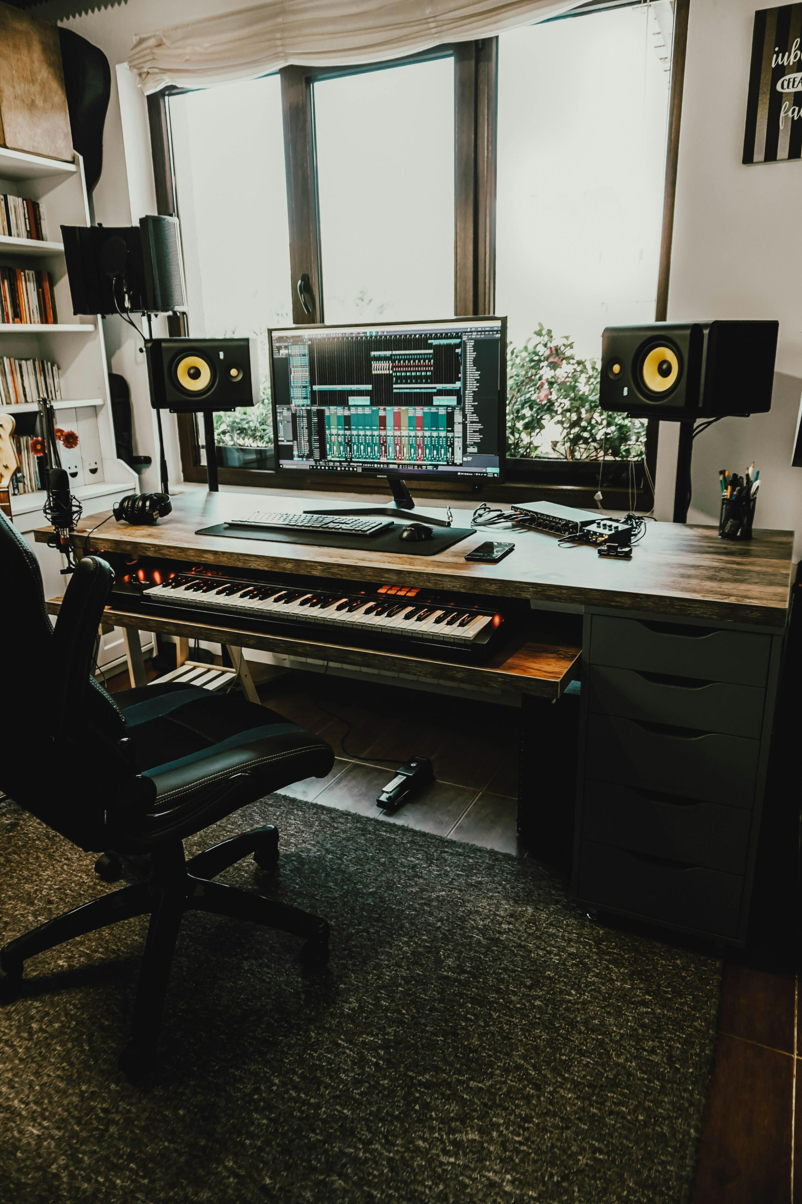 luis-gherasim-aLPY2rRTYQI-unsplash